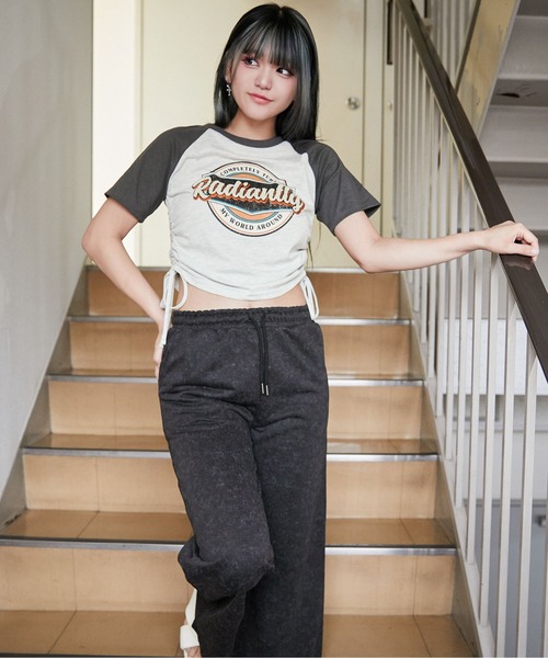 GORGE(ゴージ)の「《サイドドロスト・サガラロゴ刺繍》カットソー/Y2K/春夏/全4色(Tシャツ/カットソー・レディース・オフホワイト/カーキ/ボルドー/チャコール・F)」の22枚目の写真