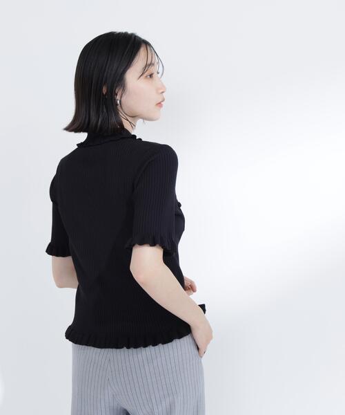 NATURAL BEAUTY BASIC(ナチュラルビューティーベーシック)の「フリルリブポケットカーディガン(カーディガン/ボレロ・レディース・レッド/ブラック/オフホワイト・フリ-)」の15枚目の写真