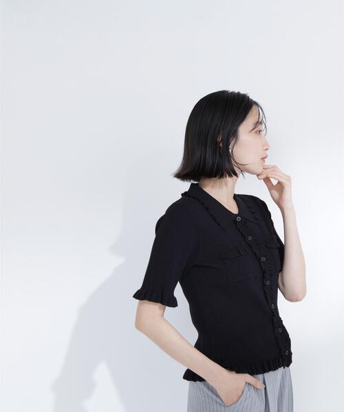 NATURAL BEAUTY BASIC(ナチュラルビューティーベーシック)の「フリルリブポケットカーディガン(カーディガン/ボレロ・レディース・レッド/ブラック/オフホワイト・フリ-)」の19枚目の写真