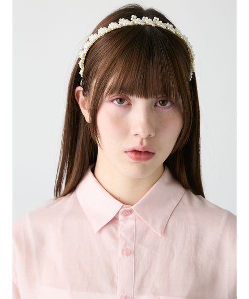 FURFUR(ファーファー)の「フラワーモチーフカチューシャ(カチューシャ・レディース・クリア/ホワイト・F)」の11枚目の写真