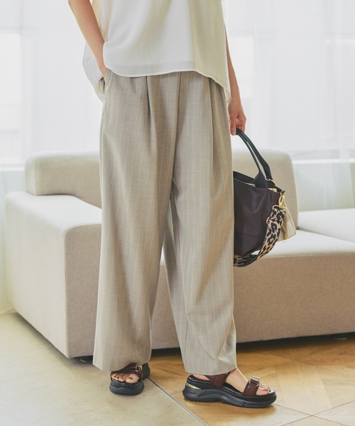 Elura(エルーラ)の「ピンストライプワイドパンツ/689405(その他パンツ・レディース・ベージュ/グレー・SMALL/MEDIUM)」の21枚目の写真