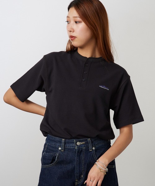 THOUSAND MILE(サウザンドマイル)の「THOUSAND MILE/サウザンドマイル ヘンリーネックワッフルTシャツ ロゴ刺繍 半袖Tシャツ 秋 秋服 2026年秋冬(Tシャツ/カットソー・レディース・ホワイト/ブラック・XS)」の20枚目の写真