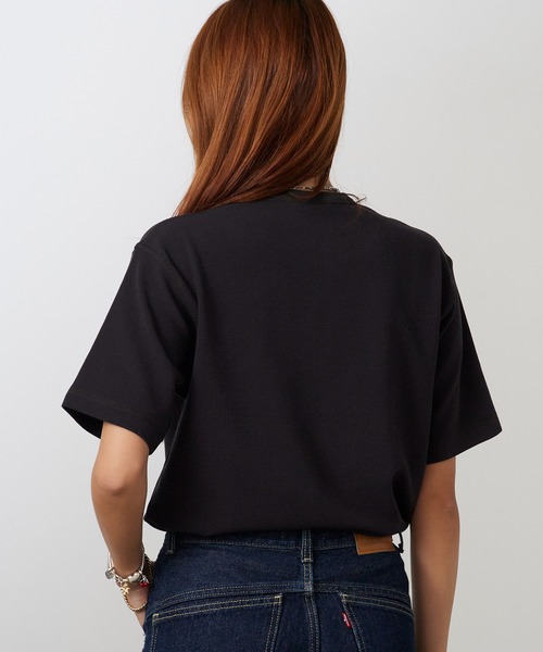 THOUSAND MILE(サウザンドマイル)の「THOUSAND MILE/サウザンドマイル ヘンリーネックワッフルTシャツ ロゴ刺繍 半袖Tシャツ 秋 秋服 2026年秋冬(Tシャツ/カットソー・レディース・ホワイト/ブラック・XS)」の21枚目の写真