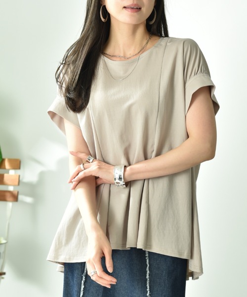 INTERPLANET(インタープラネット)の「【接触冷感】フレアーシルエットカットソー(Tシャツ/カットソー・レディース・ブラック/グレイッシュベージュ/ブルー・FREE)」の2枚目の写真