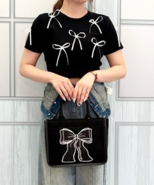 SAMANTHAVEGA(サマンサベガ)の「リボン刺繍ハンドバッグ(ハンドバッグ・レディース・ホワイト/ピンク/ブラック・FREE)」の2枚目の写真