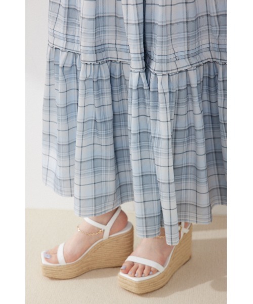 rienda（リエンダ）の「ウエストシャーリングタックデザインフレアスカート　春服　夏服（スカート・レディース・ブルー系その他/マルチ/イエロー系その他/ブラック・FREE）」の10枚目の写真