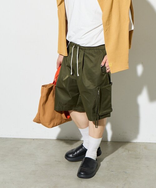 B-DAY STORE(ビーデイストア)の「【B-DAY STORE】ビックポケットショートパンツ ユニセックス(その他パンツ・レディース・カーキ/ネイビー・0)」の6枚目の写真