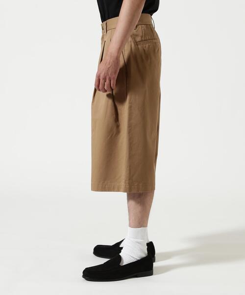 Toironier(トワロニエ)の「Toironier/トワロニエ/2TUCK LONG SHORTS(その他パンツ・メンズ・キャメル/ブラック・2/1)」の11枚目の写真