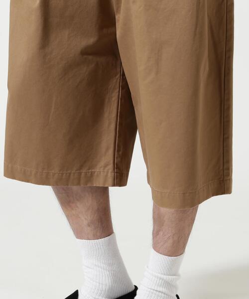 Toironier(トワロニエ)の「Toironier/トワロニエ/2TUCK LONG SHORTS(その他パンツ・メンズ・キャメル/ブラック・2/1)」の17枚目の写真