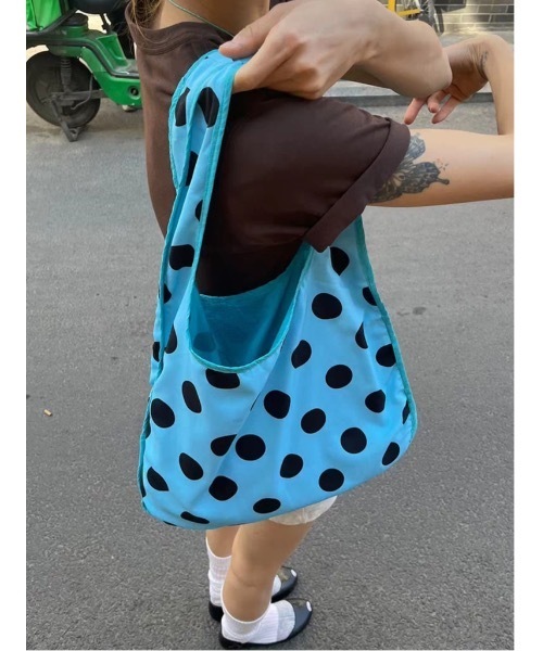 SEN TOKYO(セントーキョー)の「Polka dot one-shoulder bag/水玉 ドット柄 ワンショルダーバッグ(ショルダーバッグ・レディース・ブルー・FREE)」の7枚目の写真