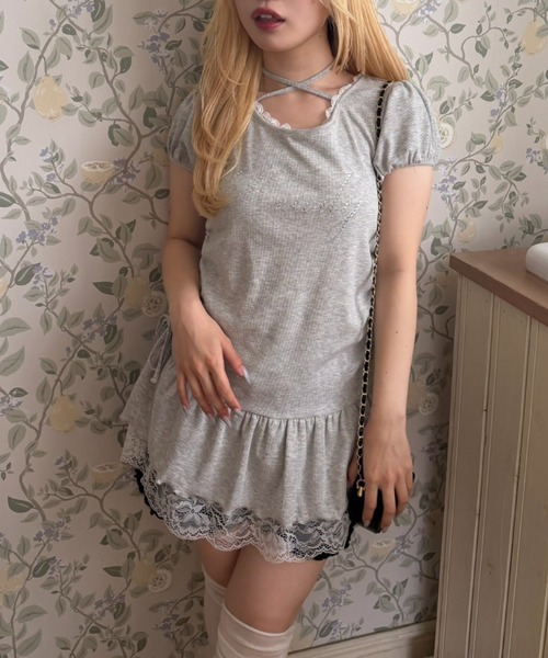 continuer de NICE CLAUP（コンティニューデナイスクラップ）の「ドロスト裾レースチュニック（Tシャツ/カットソー・レディース・ピンク/ドット/ブラック/トップグレー・FREE）」の2枚目の写真