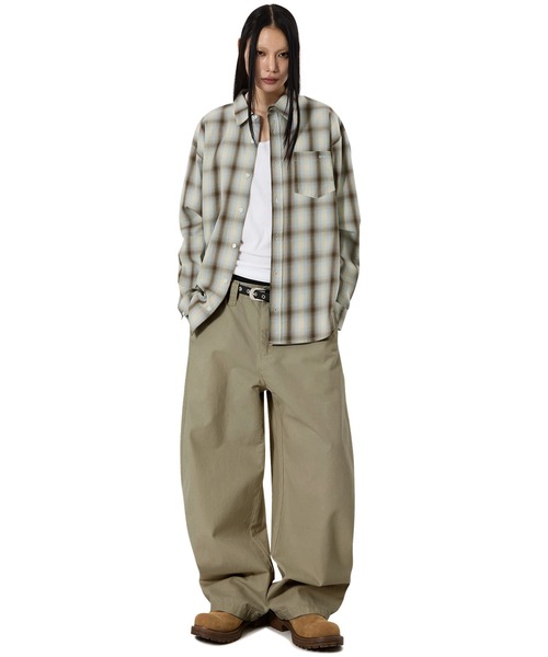 OY（オーワイ）の「『OY/オーワイ』WIDE VOLUME CHINO PANTS/ワイドボリュームチノパンツ（チノパンツ・メンズ・ベージュ・L/M/S）」の7枚目の写真