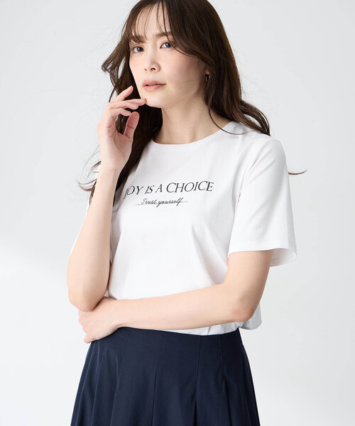 A/C DESIGN BY ALPHA CUBIC（エーシーデザインバイアルファキュービック）の「スムースロゴTシャツ【すごツヤ・UVカット・接触冷感】（Tシャツ/カットソー・レディース・サックスブルー/オフホワイト・L/M）」の6枚目の写真