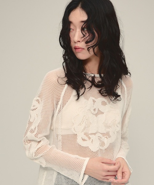 eL(エル)の「【eL】Made in India Mesh Embroidery Pullover/670538(シャツ/ブラウス・レディース・ブラック/オフホワイト・FREE)」の1枚目の写真
