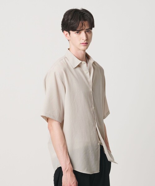 BEAUTY&YOUTH UNITED ARROWS(ビューティーアンドユースユナイテッドアローズ)の「ライト ウェーブ トリクシオン レギュラー シャツ GRANDE TAPERD型(シャツ/ブラウス・メンズ・ライトグレー/ダークグリーン/ライトブルー/ダークグレー・L/M/XL/S)」の1枚目の写真