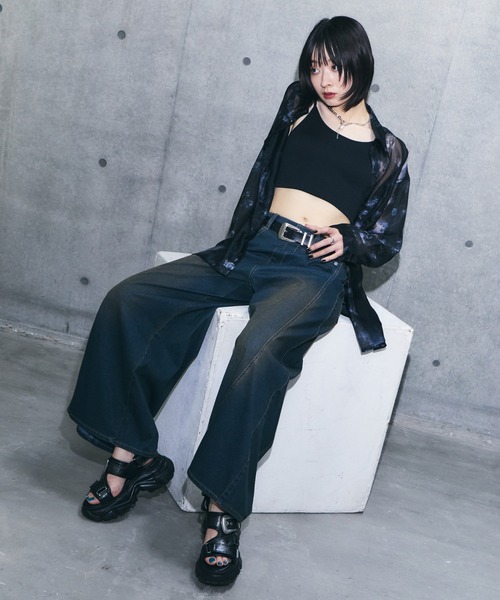 PAGEBOY(ページボーイ)の「<まるでデニム見え!/紫外線カット/接触冷感/ストレッチ>マルデニメガレッグパンツ(デニムパンツ・レディース・ブラウン/ブラック/グリーン・MEDIUM/SMALL)」の5枚目の写真
