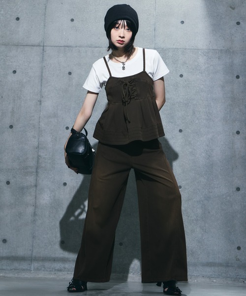 PAGEBOY(ページボーイ)の「<まるでデニム見え!/紫外線カット/接触冷感/ストレッチ>マルデニメガレッグパンツ(デニムパンツ・レディース・ブラウン/ブラック/グリーン・MEDIUM/SMALL)」の12枚目の写真