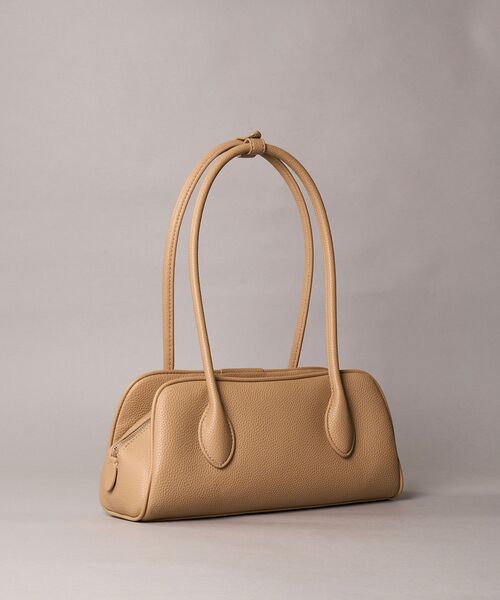Calvin Klein(カルバン・クライン)の「バッグ - エンブレムショルダーバッグ(ボディバッグ/ウエストポーチ・レディース・ベージュ・FREE)」の3枚目の写真