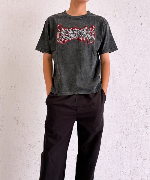 BAYBLO(ベイブロ)の「(SF) edakka コットン100% 迷彩 生地 貼付け 刺繍 韓国ストリート Y2K Tシャツ(Tシャツ/カットソー・メンズ・ブラック系1/ブラック系2/ホワイト系1・MEDIUM/LARGE/SMALL)」の3枚目の写真