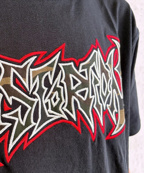BAYBLO(ベイブロ)の「(SF) edakka コットン100% 迷彩 生地 貼付け 刺繍 韓国ストリート Y2K Tシャツ(Tシャツ/カットソー・メンズ・ブラック系1/ブラック系2/ホワイト系1・MEDIUM/LARGE/SMALL)」の12枚目の写真