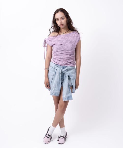atmos pink（アトモスピンク）の「atmos pink Tie Point One Shoulder Tops / アトモスピンク タイ ポイント ワン ショルダー トップス（その他トップス・レディース・グリーン/ピンク/ホワイト・FREE）」の4枚目の写真
