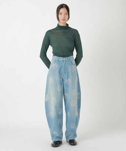 ZUCCa(ズッカ)の「FLOWER JQ DENIM / パンツ(その他パンツ・レディース・ライトブルー/ブラック・M size)」の5枚目の写真