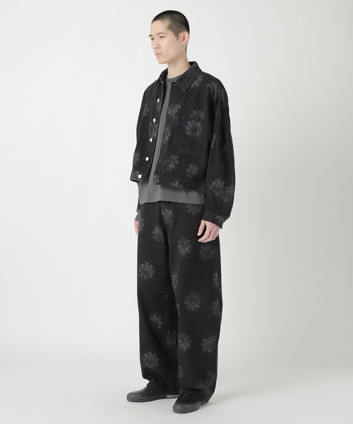 ZUCCa(ズッカ)の「FLOWER JQ DENIM / パンツ(その他パンツ・レディース・ライトブルー/ブラック・M size)」の7枚目の写真