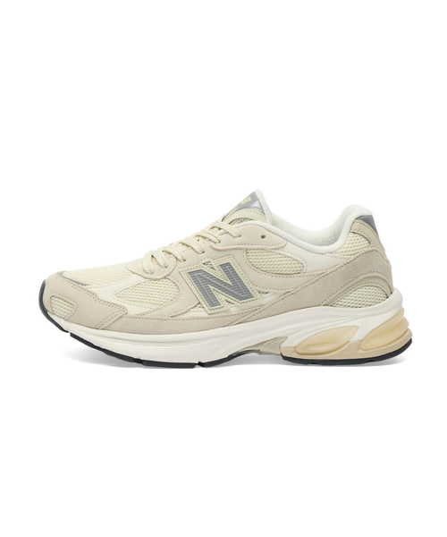 NEW BALANCE(ニューバランス)の「NEW BALANCE(ニューバランス) U201079X(スニーカー・メンズ・ホワイト・25cm/25.5cm/26cm/26.5cm/27cm/27.5cm/28cm/28.5cm)」の1枚目の写真