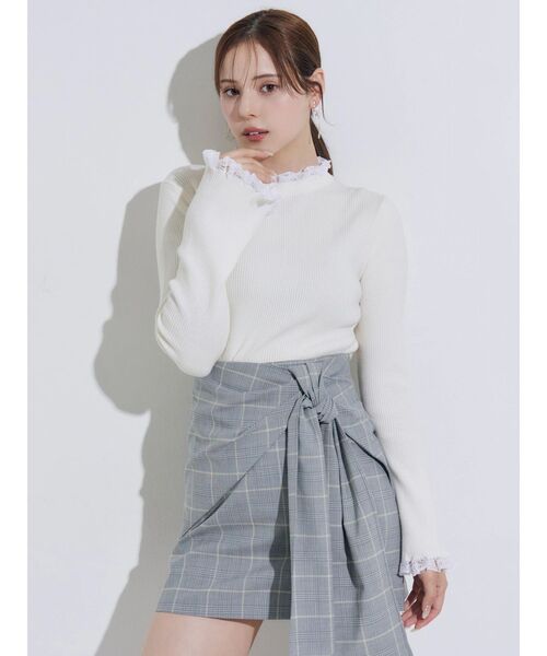 MERCURYDUO(マーキュリーデュオ)の「サイドリボンスカパン(スカート・レディース・ライトグレー/ブラック・SMALL/MEDIUM)」の4枚目の写真
