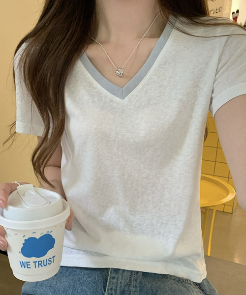 2ly2(トゥーリートゥー)の「配色Vネック 半袖Tシャツ(Tシャツ/カットソー・レディース・ホワイト/ブラック・FREE)」の18枚目の写真