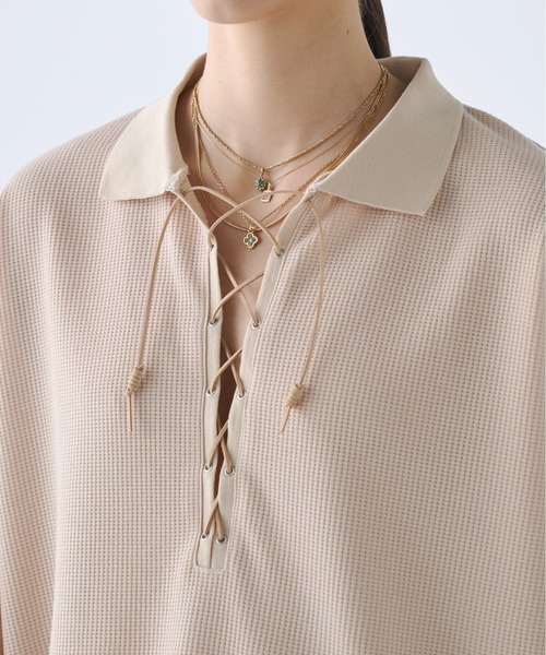 soerte(ソエルテ)の「Loose Lace-up Thermal Polo/ルーズレースアップサーマルポロ(ポロシャツ・メンズ・アイボリー/ブラック・2/1/3)」の5枚目の写真