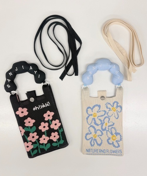 CLOTHY（クロシィ）の「【スマホサイズでアクセ感覚♪】ぽこぽこ立体ハンドル ミニ ショルダーバッグ（フラワー）（ショルダーバッグ・レディース・アイボリー/ブラック・FREE）」の6枚目の写真