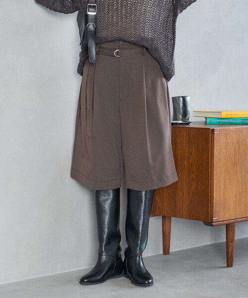 FREAK'S STORE（フリークスストア）の「ベルト付き タック ハーフパンツ（その他パンツ・レディース・ブラウン/チャコールグレー・ﾌﾘ-）」の5枚目の写真