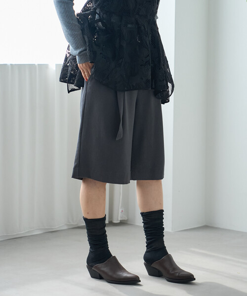 FREAK'S STORE（フリークスストア）の「ベルト付き タック ハーフパンツ（その他パンツ・レディース・ブラウン/チャコールグレー・ﾌﾘ-）」の18枚目の写真