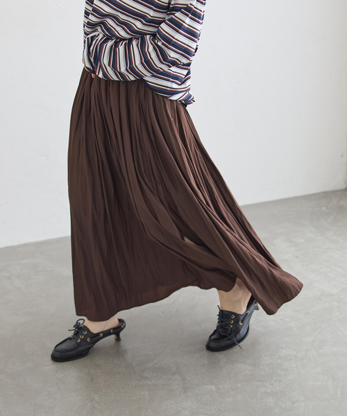 journal standard L'essage(ジャーナルスタンダードレサージュ)の「《手洗い可》デシンスカート(スカート・レディース・ブラウン/ブラック・38/36)」の2枚目の写真