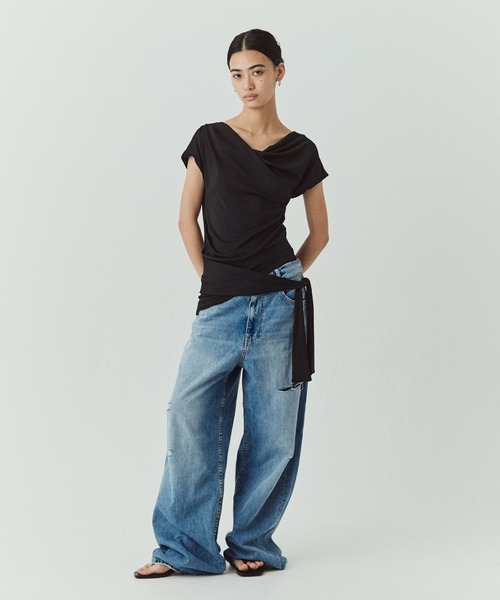 kiehtova（キエトヴァ）の「【kiehtova】SIENA DRAPE TOPS/シエナ ドレープトップス KTWR72（Tシャツ/カットソー・レディース・ホワイト/ブラウン/ブラック・FREE）」の17枚目の写真