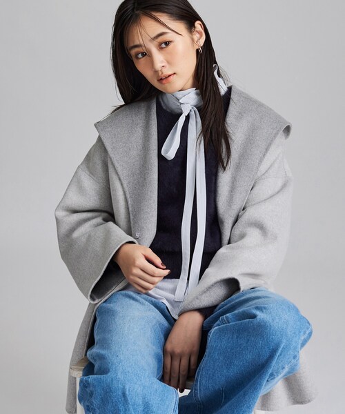 INDIVI(インディヴィ)の「【ウール混/配色/ゆったり】ミドル丈リバーフーディコート(その他アウター・レディース・キャメル/グレー系4/ネイビー系4・13/15 /34/38/05)」の20枚目の写真