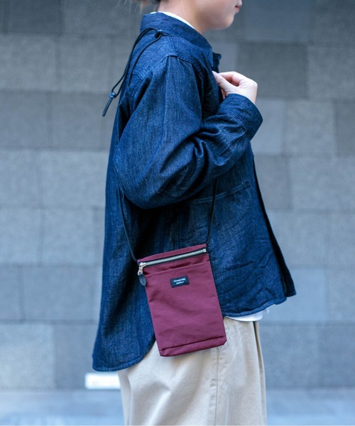 STANDARD SUPPLY（スタンダードサプライ）の「[ STANDARD SUPPLY ] SIMPLICITY SLING PURSE M / スリングパースM（ショルダーバッグ・レディース・ボルドー・M）」の4枚目の写真