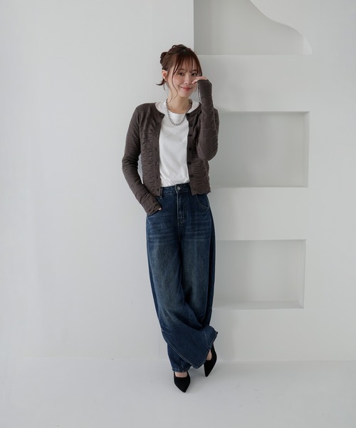 AMUU. PRECIEUSE(アムープレシューズ)の「メローシャーリングニットカーディガン(ニット/セーター・レディース・チャコールグレー/アイボリー・FREE)」の8枚目の写真