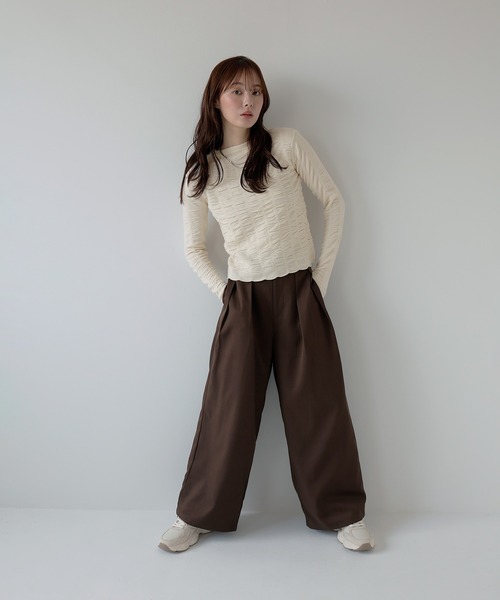 AMUU. PRECIEUSE(アムープレシューズ)の「メローシャーリングニットカーディガン(ニット/セーター・レディース・チャコールグレー/アイボリー・FREE)」の13枚目の写真