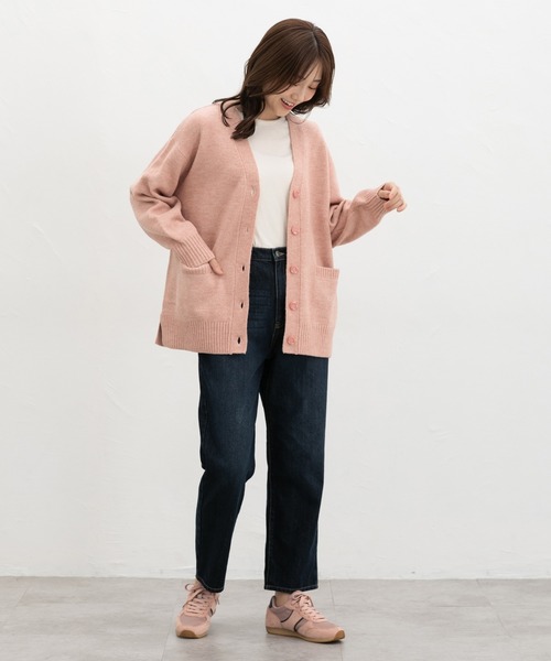 Honeys(ハニーズ)の「ふんわりVネックカーデ(カーディガン/ボレロ・レディース・ブラウン系1/ベージュ系1/ブルー系1/ピンク系1/ヘザーチャコール/杢グレー・L/LL/M/S)」の14枚目の写真