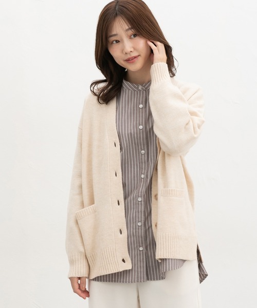 Honeys(ハニーズ)の「ふんわりVネックカーデ(カーディガン/ボレロ・レディース・ブラウン系1/ベージュ系1/ブルー系1/ピンク系1/ヘザーチャコール/杢グレー・L/LL/M/S)」の22枚目の写真