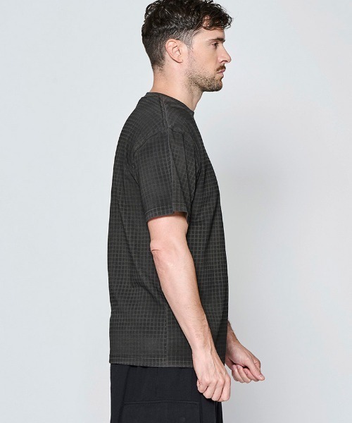 ACANTHUS(アカンサス)の「mt10676- Grid Print Tee グリッドプリントTシャツ(CT2704)(Tシャツ/カットソー・メンズ・チャコール/ブラック/ホワイト・XL/L/M/S)」の9枚目の写真