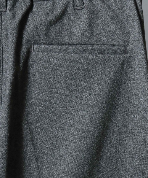 ANPAS(アンパス)の「Faux Wool Tapered Trousers / <セットアップ可>ウールライク テーパードトラウザーパンツ スーツ スラックス ボトムス メンズ オンオフ兼用 ビジネス ビジカジ 秋冬 きれいめ(スラックス・メンズ・グレー/チャコールグレー/ライトブラウン・L/LL/M/3L)」の13枚目の写真