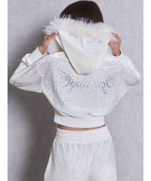 GYDA（ジェイダ）の「Gydadyg bijouベロアパーカー【セットアップ着用可能】（パーカー・レディース・アイボリー/ブラック・FREE）」の4枚目の写真