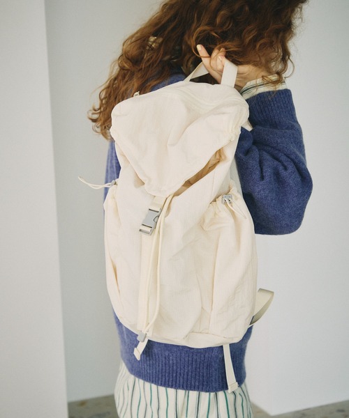 full/fill.(フルフィル)の「ripstop light backpack / リップストップライトバックパック(バックパック/リュック・レディース・ブラック/アイボリー・FREE)」の10枚目の写真