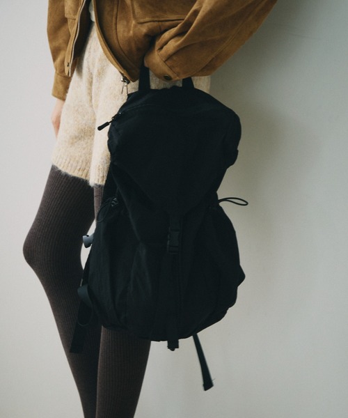 full/fill.(フルフィル)の「ripstop light backpack / リップストップライトバックパック(バックパック/リュック・レディース・ブラック/アイボリー・FREE)」の6枚目の写真