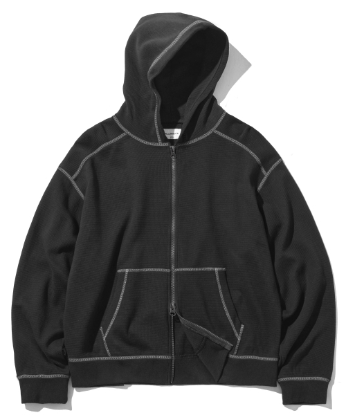F.ILLUMINATE(フィルミネイト)の「ショルダーパネル ワッフルフード ジップアップ-3Color(パーカー・レディース・ブラック/アッシュグレー/ライトグレー・LARGE/MEDIUM/SMALL)」の7枚目の写真