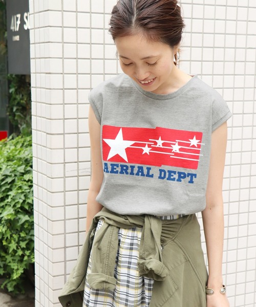 SLOBE IENA（スローブイエナ）の「WIFFLE ノースリーブTシャツ◆（Tシャツ/カットソー・レディース・グレー系その他/グリーン/パープル・FREE）」の2枚目の写真