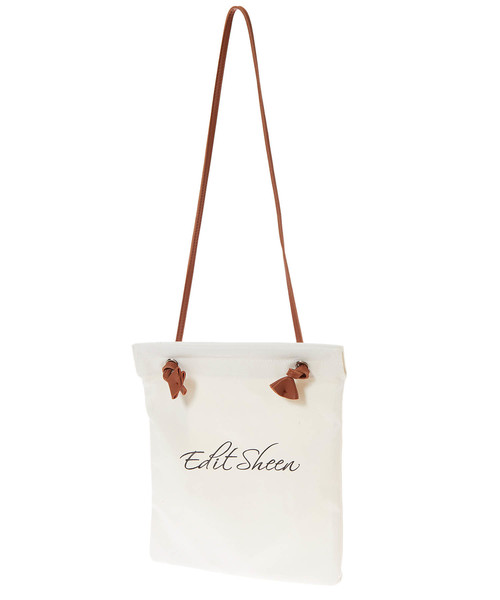 Edit Sheen(エディットシーン)の「スリムキャンバスロゴトートバッグ(トートバッグ・レディース・ホワイト/ベージュ/ネイビー/カーキ・FREE)」の15枚目の写真